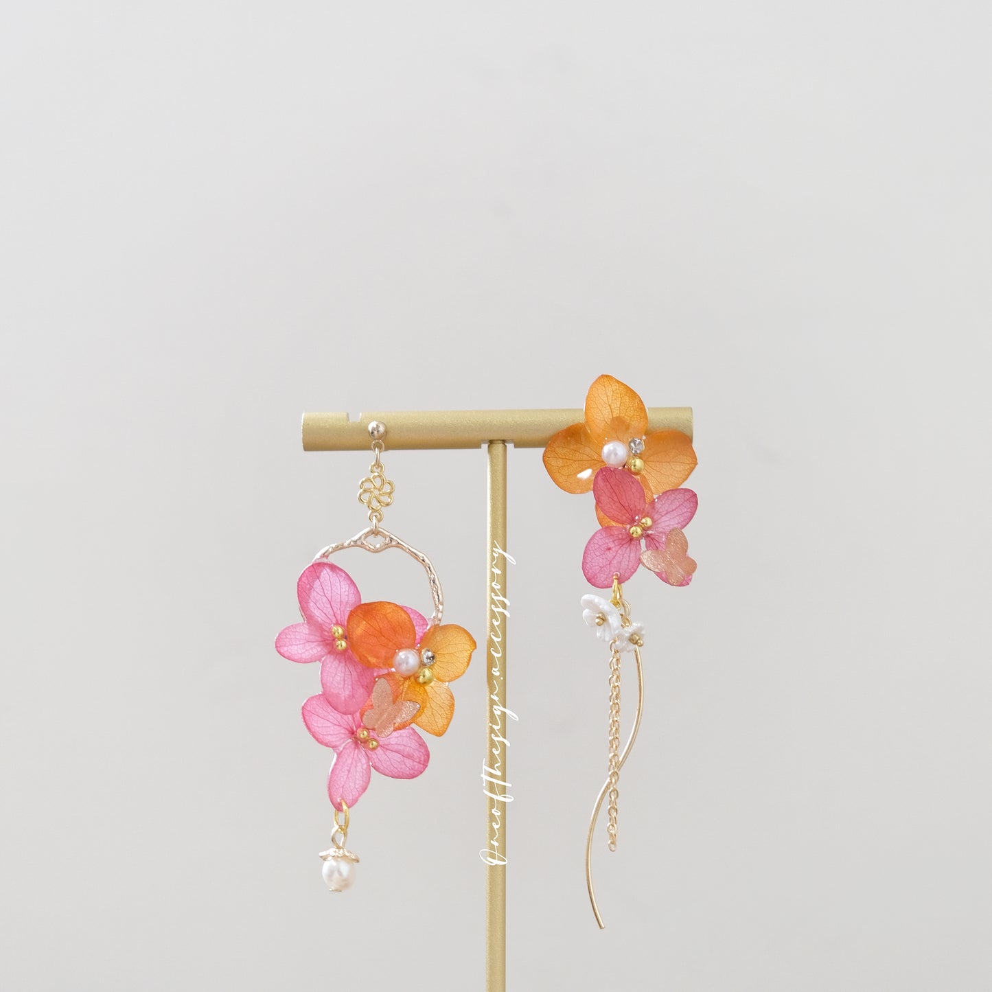 Spring - Preserved Hydrangea Earring