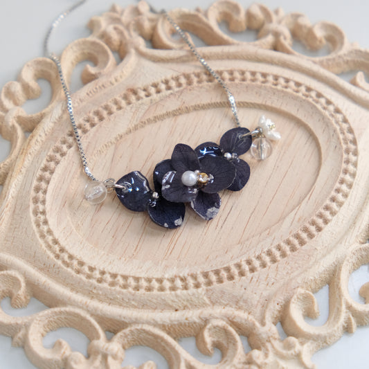 Black - Preserved Hydrangeas Accessory