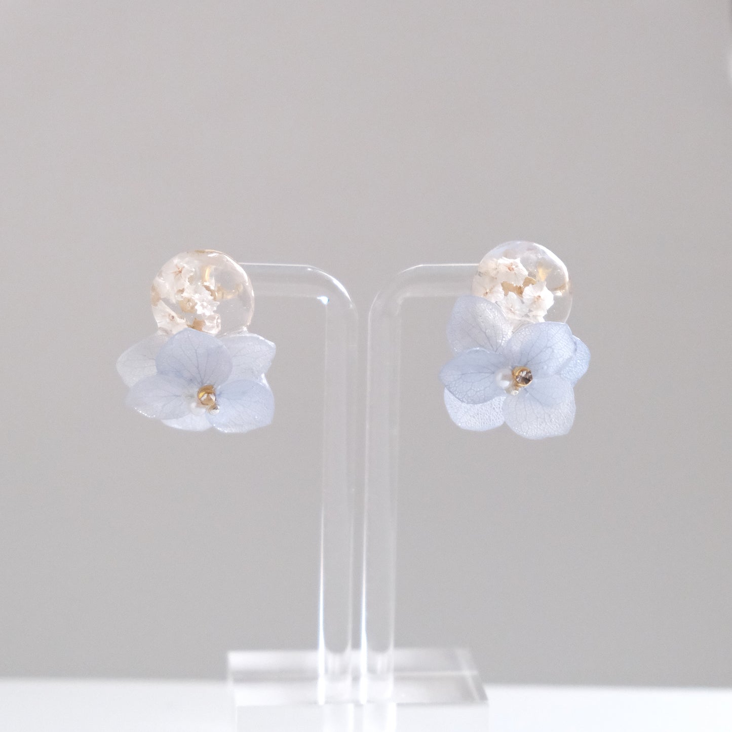 Crystal Grass x Hydrangeas Earrings