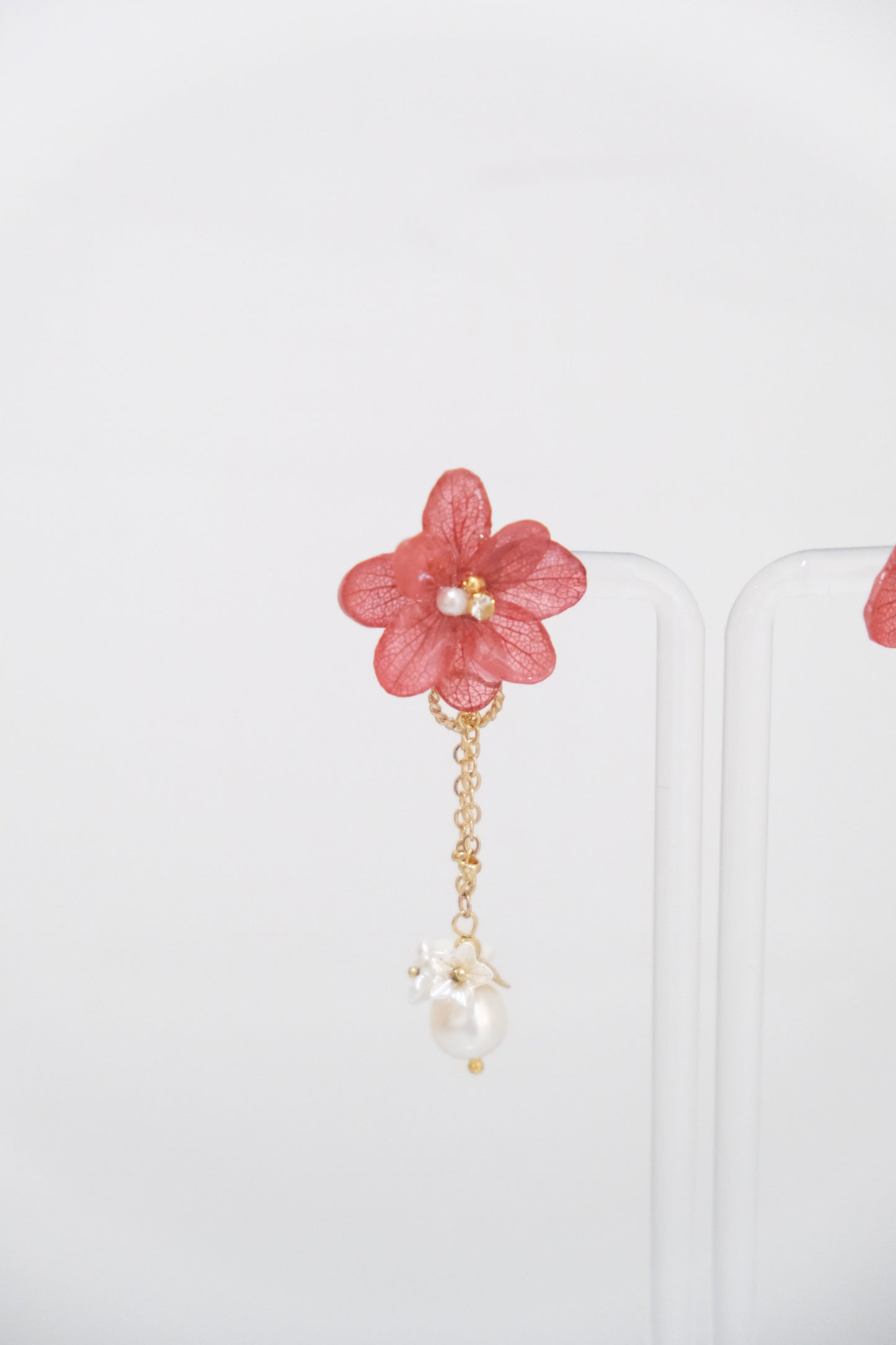 Preserved Hydrangeas x Freshwater pearls Earrings