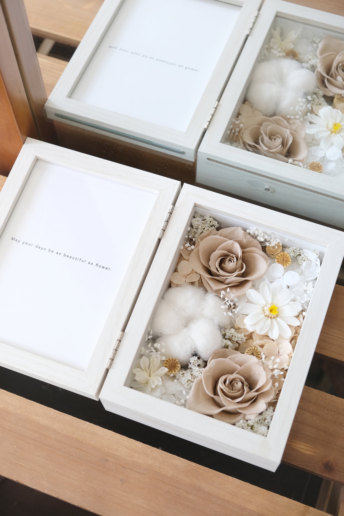 Preserved Flower Photo Frame - Khaki