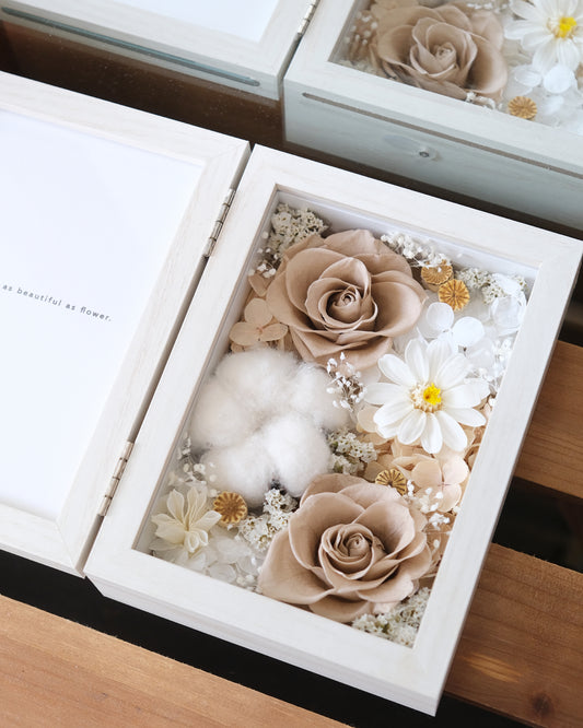 Preserved Flower Photo Frame - Khaki