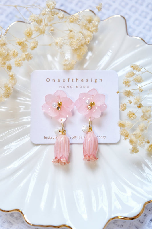 Preserved hydrangea x Campanula Earring