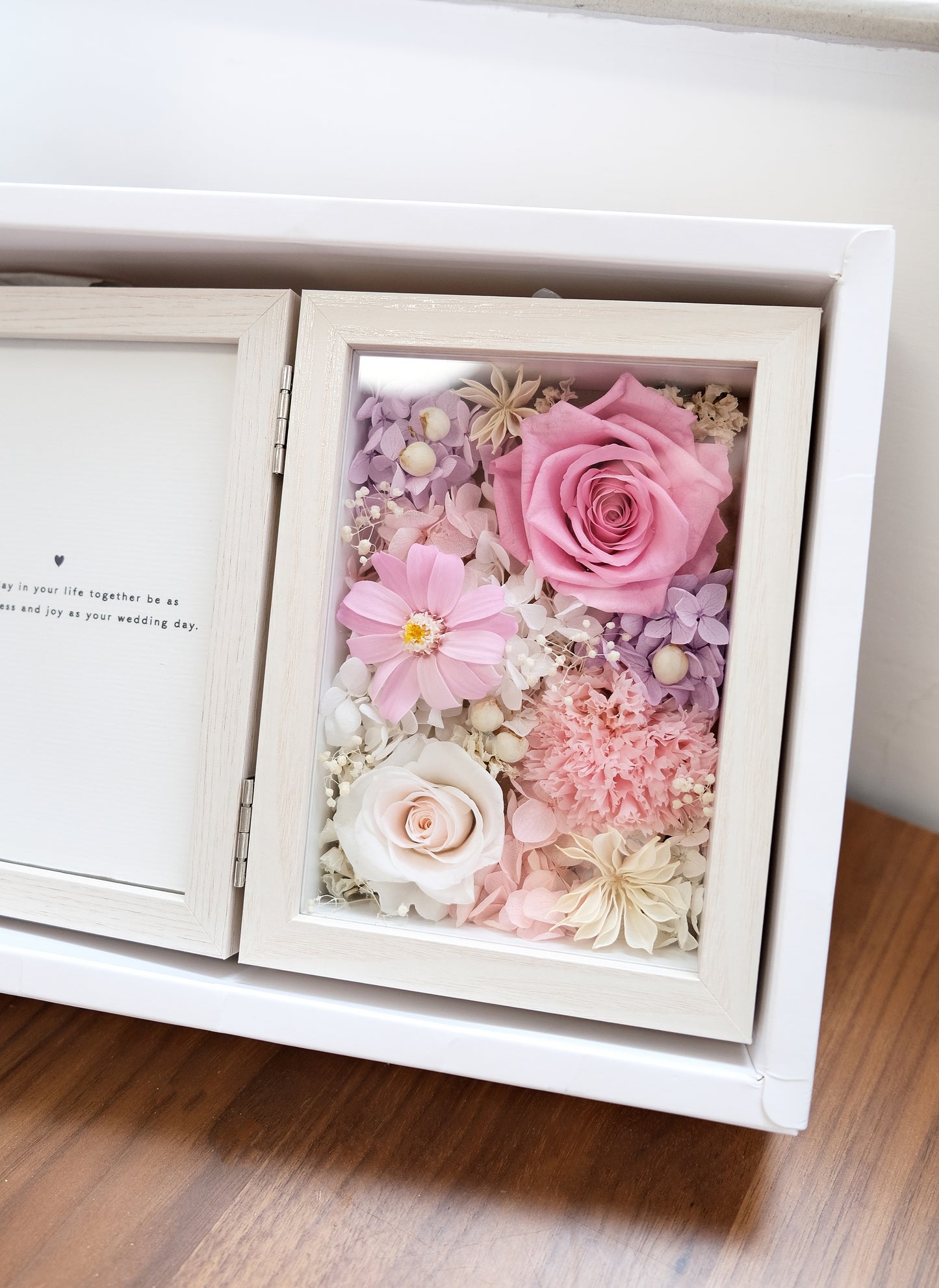 Preserved Flower Photo Frame - Pink