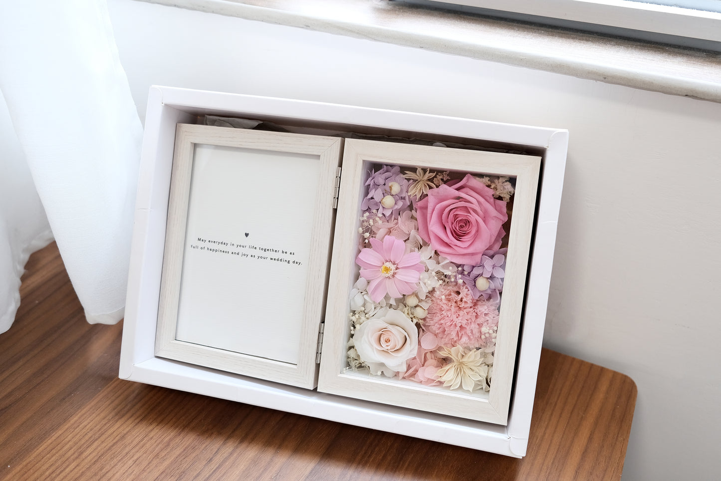 Preserved Flower Photo Frame - Pink