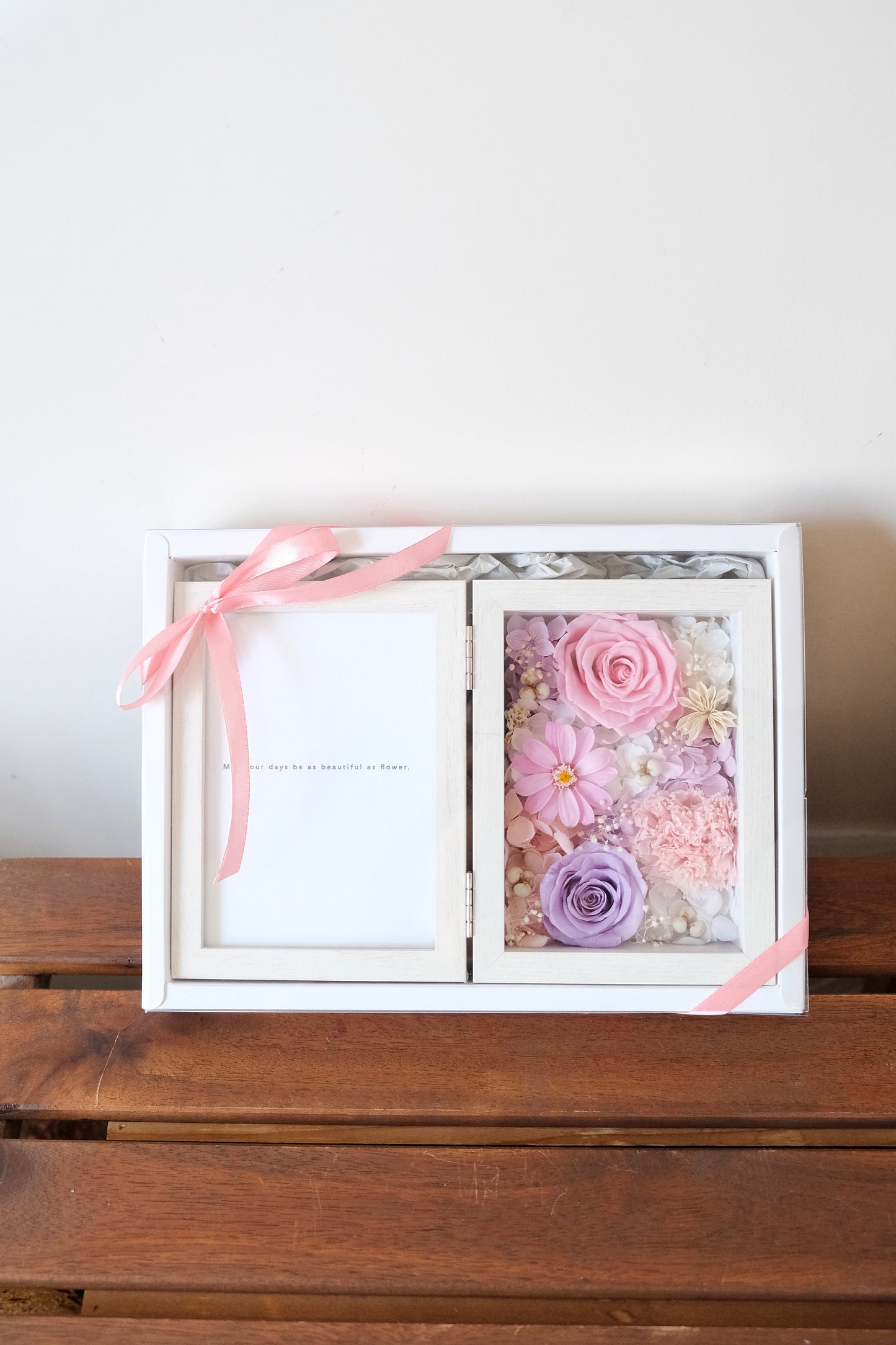 Preserved Flower Photo Frame - Light Pink Purple